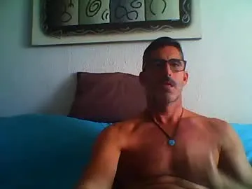 skinnyguywithbigd – webcam model profile photo Image 7