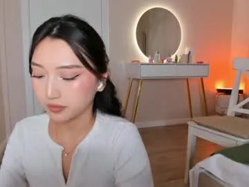 iamsomeone1234 – webcam model profile photo Image 9