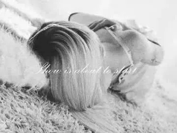 BellaJade – webcam model profile photo Image 16