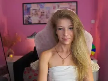 idkusethis – webcam model profile photo Image 17