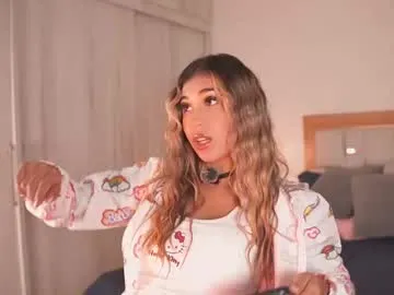 missjuliaa_ Image 9