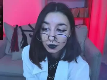 AngelinaKors – webcam model profile photo Image 11