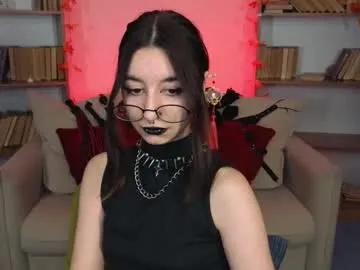 AngelinaKors – webcam model profile photo Image 16