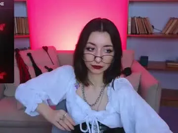 AngelinaKors – webcam model profile photo Image 2