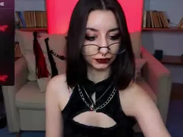 AngelinaKors – webcam model profile photo Image 4