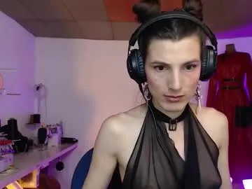 sweetsour18 – webcam model profile photo Image 11