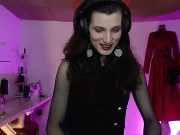 sweetsour18 – webcam model profile photo Image 9