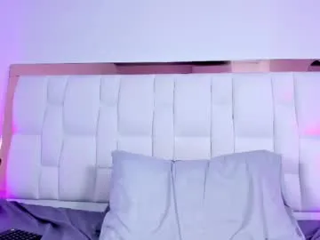 EmiliaWalker – webcam model profile photo Image 3