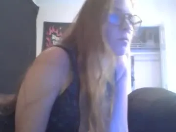 EmiliaWalker – webcam model profile photo Image 2