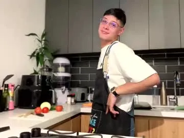 mae_nathan – webcam model profile photo Image 19