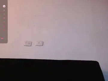 Seline – webcam model profile photo Image 11