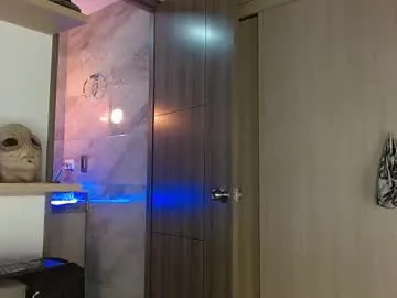 NinaCandance – webcam model profile photo Image 11