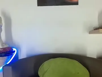 NinaCandance – webcam model profile photo Image 17