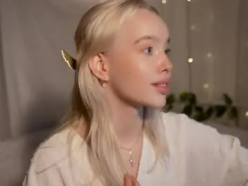 cori_paige – webcam model profile photo Image 11