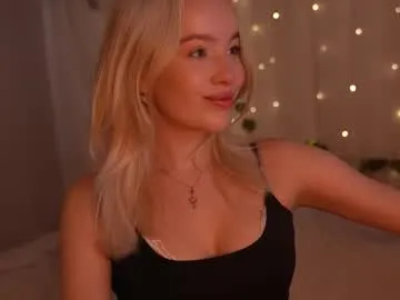 cori_paige – webcam model profile photo Image 13