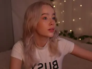 cori_paige – webcam model profile photo Image 15