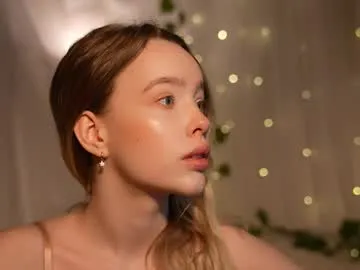 cori_paige – webcam model profile photo Image 5