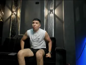 emilywarren296 – webcam model profile photo Image 18