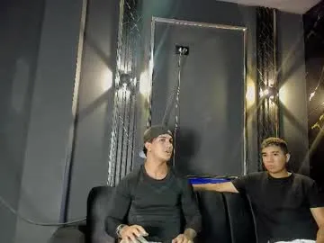 emilywarren296 – webcam model profile photo Image 3