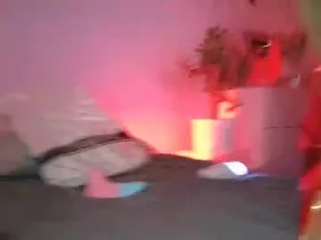 iamsomeone1234 – webcam model profile photo Image 12