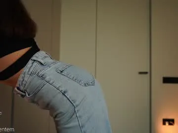 ambar_watsson – webcam model profile photo Image 9