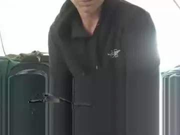 delilah_blazee – webcam model profile photo Image 3