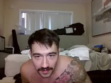 Caroline – webcam model profile photo Image 2