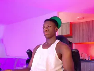 slimthickdesi – webcam model profile photo Image 16