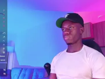 slimthickdesi – webcam model profile photo Image 9