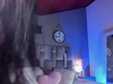 yournewkink12 – webcam model profile photo Image 2