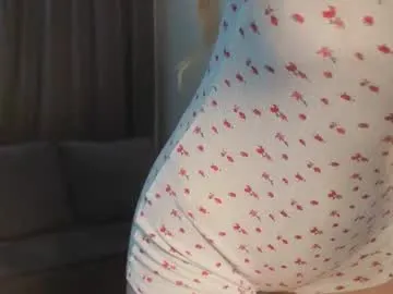 indiandesiguys2023 – webcam model profile photo Image 10