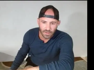 xzaramx – webcam model profile photo Image 15