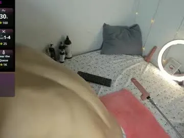 JulietaLake – webcam model profile photo Image 18