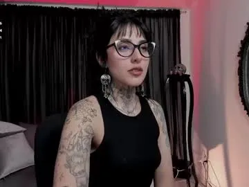 AllisonKron – webcam model profile photo Image 18