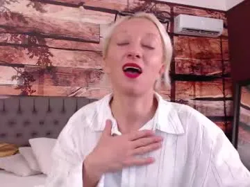 LoreneMoore – webcam model profile photo Image 7