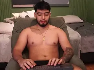 CarolinePrescott – webcam model profile photo Image 4