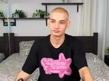 pureannuals – webcam model profile photo Image 13