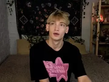 pureannuals – webcam model profile photo Image 3