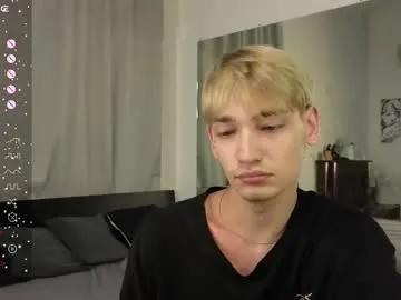 pureannuals – webcam model profile photo Image 4