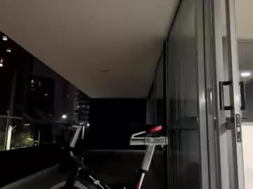 naomixjones1 – webcam model profile photo Image 4