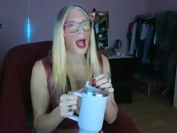 tvycas7 – webcam model profile photo Image 9