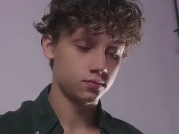 yournewkink12 – webcam model profile photo Image 17