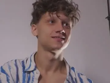 yournewkink12 – webcam model profile photo Image 19