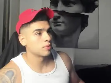 Emely – webcam model profile photo Image 5