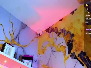 Olivia – webcam model profile photo Image 5