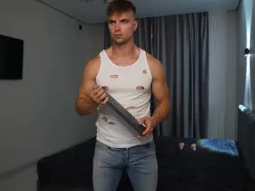 brownboy6999 – webcam model profile photo Image 3