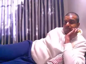 topalphaboss – webcam model profile photo Image 12