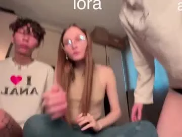 nloraaa Image 5