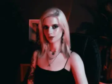 GabyCastellanos – webcam model profile photo Image 7