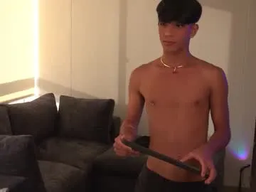 iamsomeone1234 – webcam model profile photo Image 15